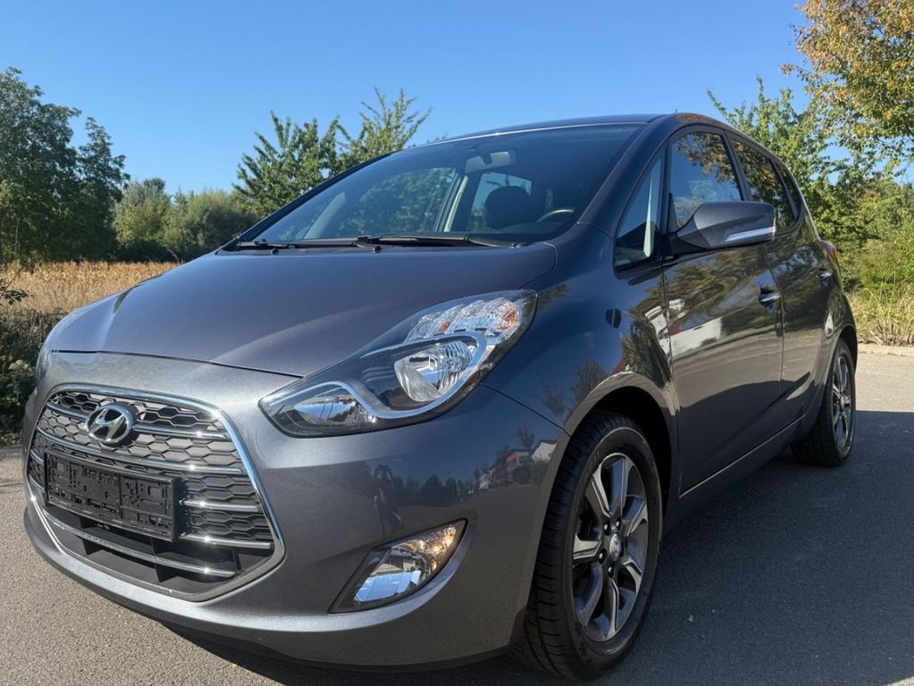 Hyundai ix20 1,6/Automatik/Navi/R.F.Kam/SHZ/L.H/Garantie