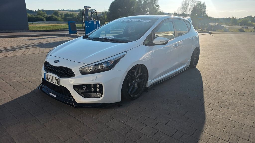 Bild des Angebotes Kia Cee'd GT | Luftfahrwerk | Klappenanlage | 19"
