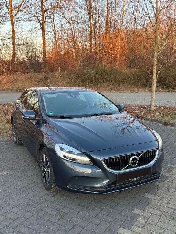 Bild des Angebotes Volvo V40 D3 Momentum Momentum