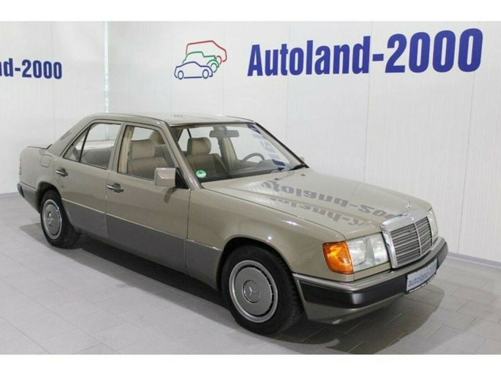 Bild des Angebotes Mercedes-Benz 200 E W124 Scheckheft- Original Zustand
