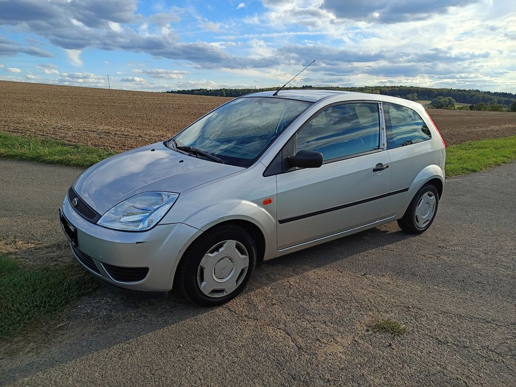 Bild des Angebotes Ford Fiesta 1.3 | Erst 81.000 km | TÜV