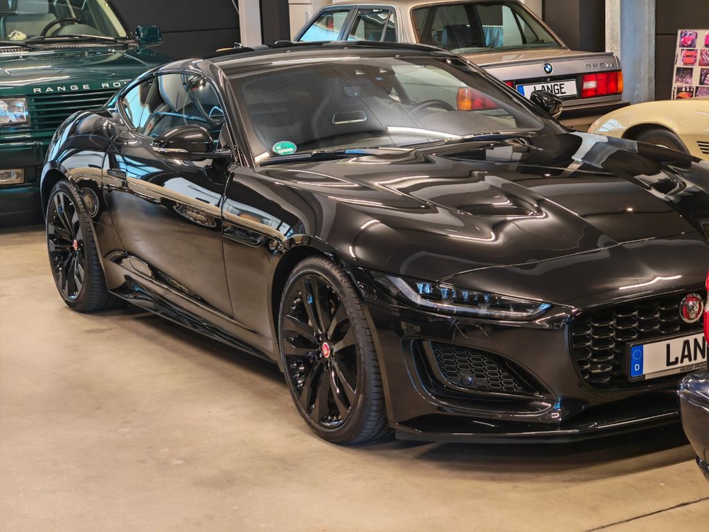 Bild des Angebotes Jaguar F-Type F-TYPE Coupe P300 R-Dynamic Black