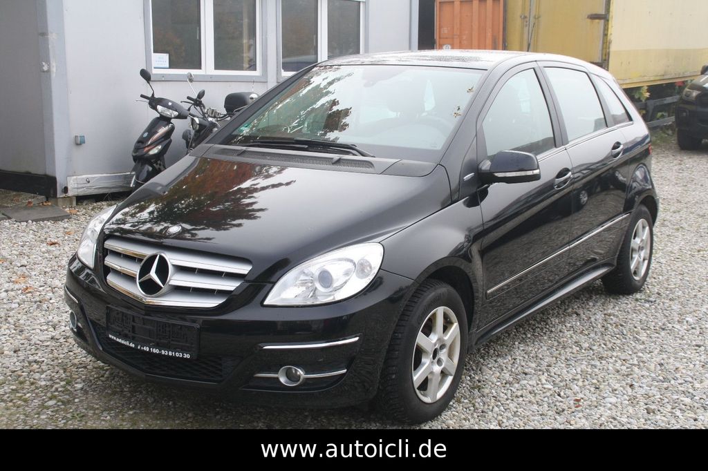 Bild des Angebotes Mercedes-Benz B 160 *Sport-Paket * PDC * SHZ * ALU * Teilleder