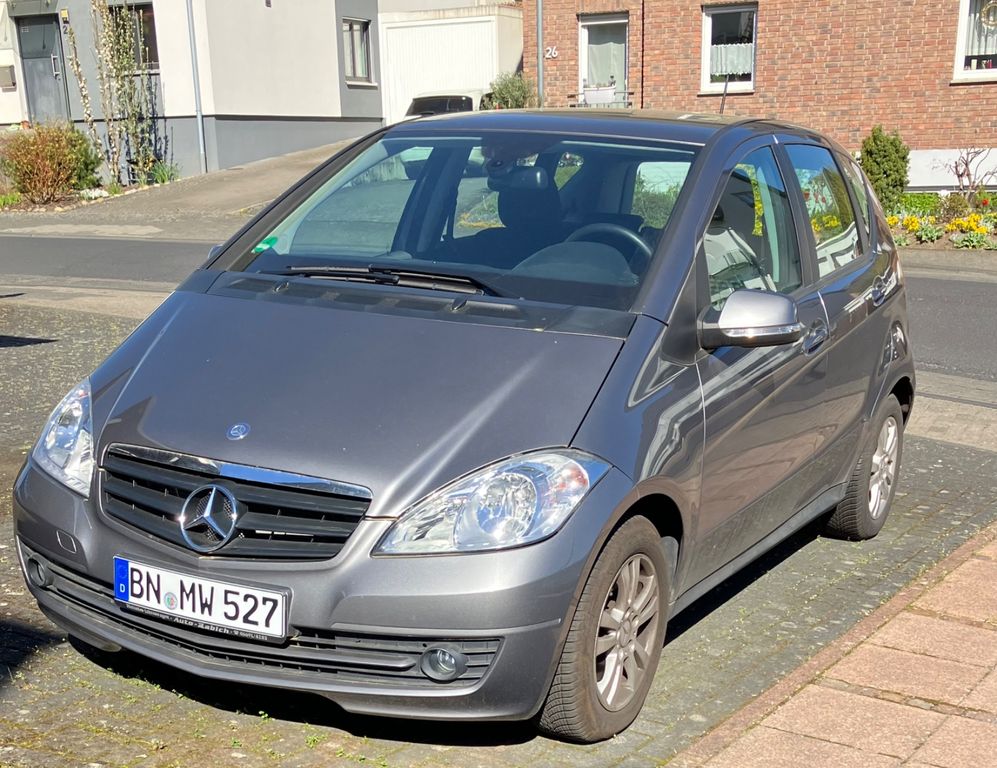 Bild des Angebotes Mercedes-Benz A 180 Automatik  Bj.1012 04. unfallfrei  47T km