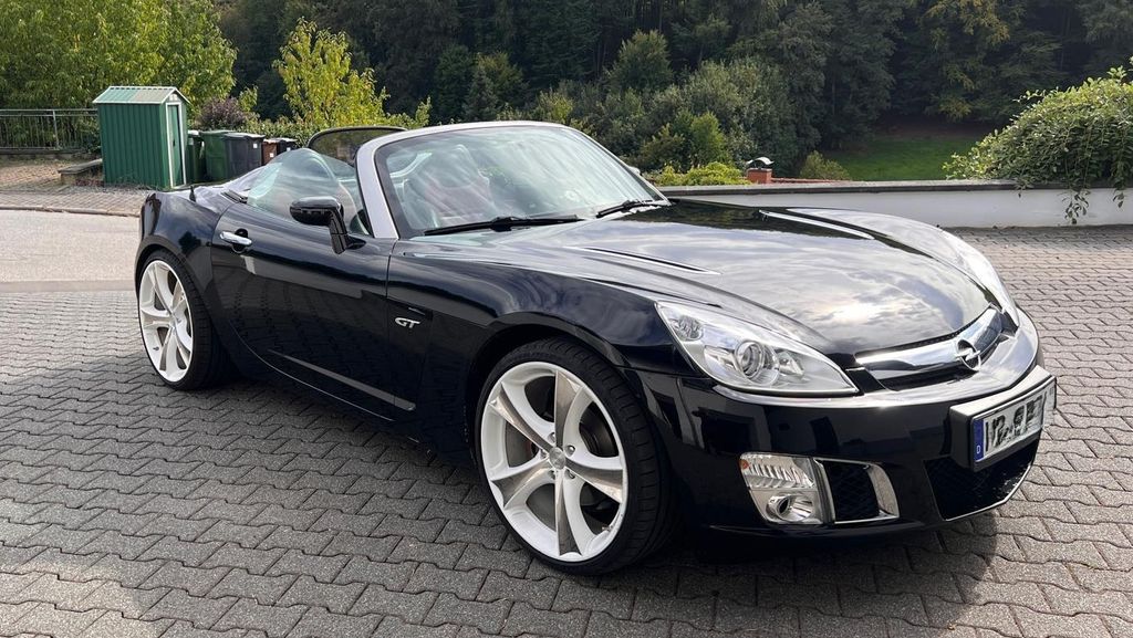 Opel GT 2.0 Turbo Bj.2010 nur 44430 km