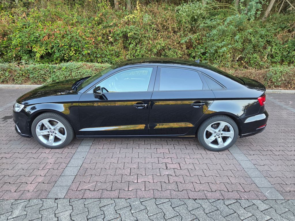 Bild des Angebotes Audi A3 - 1.6 TDI Standheizung || 17Zoll || NAVI