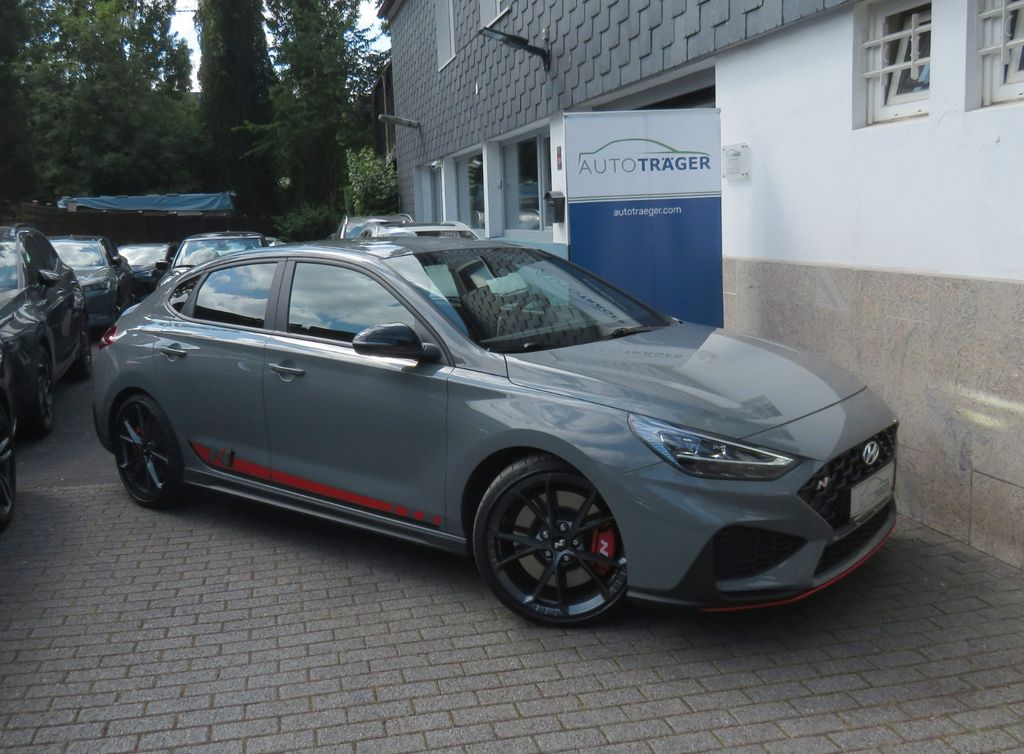Hyundai i30 Fastback N Performance // 19"/Kamera/9Tkm