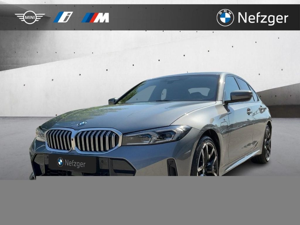 Bild des Angebotes BMW 330 e xDrive Limousine M Sport Leder Lenkradhzg