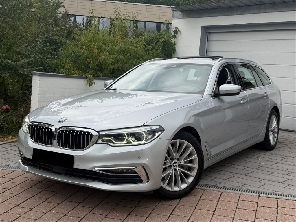 Bild des Angebotes BMW 540d xDrive Luxury Line Head-Up Panorama