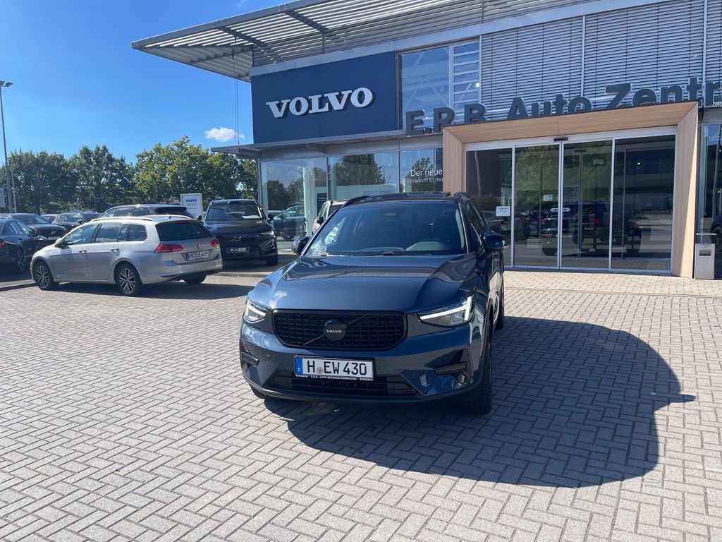 Bild des Angebotes Volvo XC40 B3 Ultra Black Edition 2WD