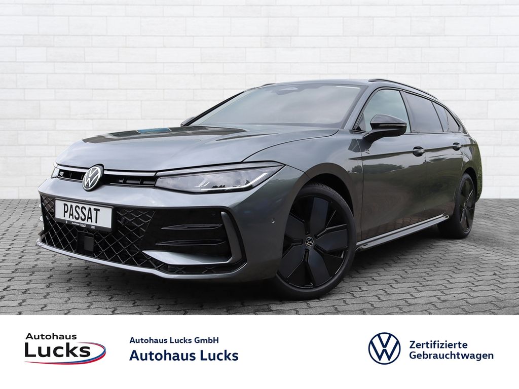Bild des Angebotes Volkswagen Passat  R-Line 2,0TDI Black AHV Standhzg Matrix
