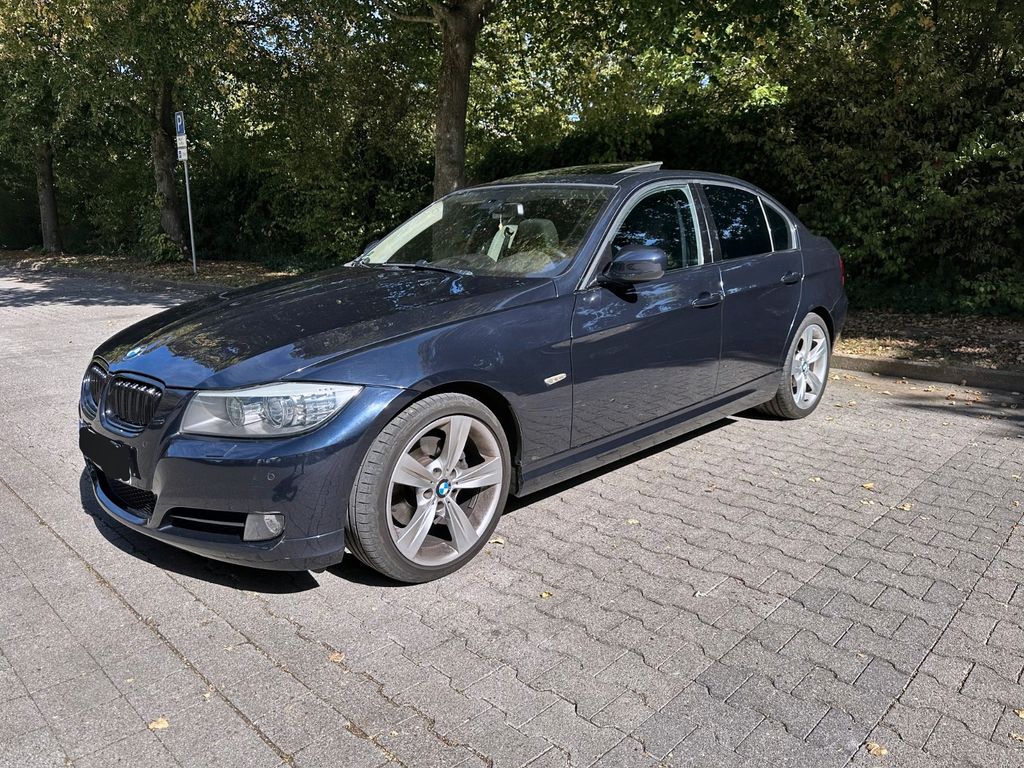 Bild des Angebotes BMW 325i xDrive Automatik