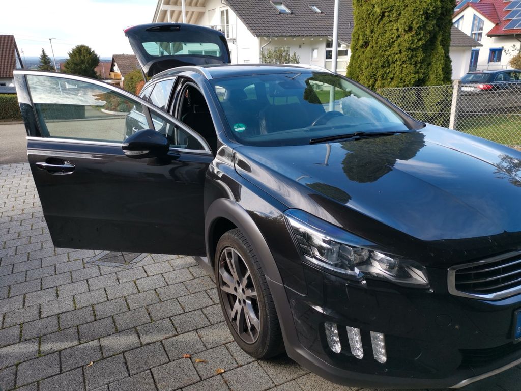 Bild des Angebotes Peugeot 508 RXH Hybrid4 - Allrad-Standh.-Vollausstattu