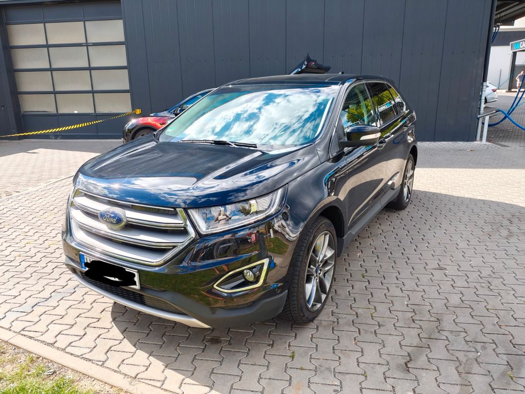 Bild des Angebotes Ford Edge Titanium Bi-Turbo 4x4 Panorama Leder Kamera