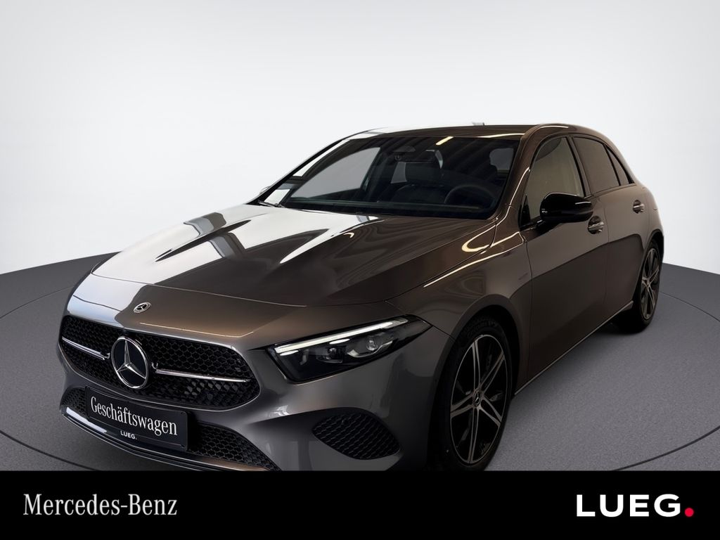 Bild des Angebotes Mercedes-Benz A 200 Kompaktlimousine PROG+NIGHT+AHK+MULTB+DIST