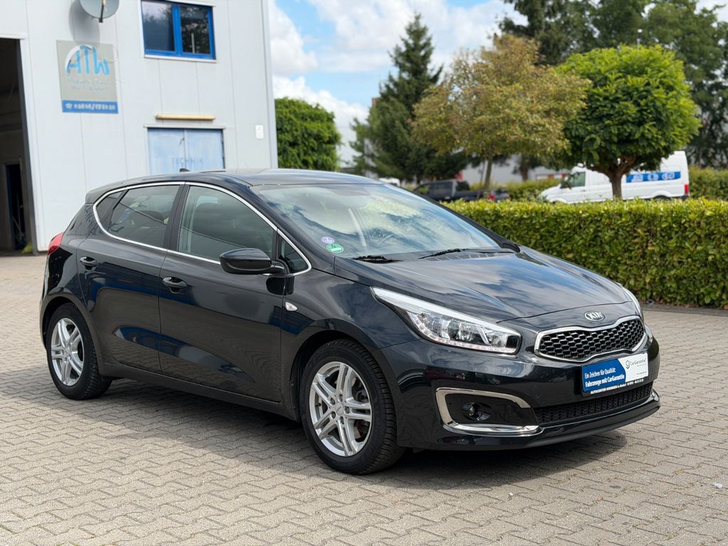 Bild des Angebotes Kia cee'd / Ceed Garantie *Navi *Kamera*nur 65000 Km