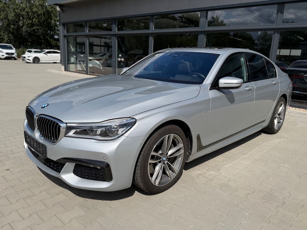 Bild des Angebotes BMW 750xd M Sport -HUD-Schiebeda-Massage-Softcl-360K