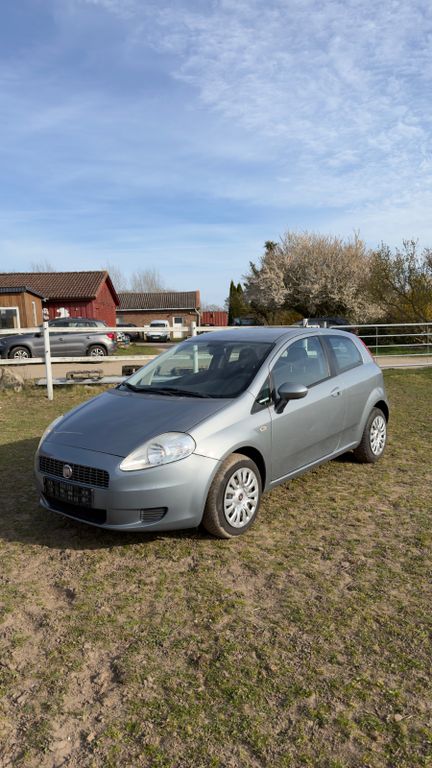 Fiat Punto 1.4 8V | TÜV 2028 | Bremsen & WSS NEU