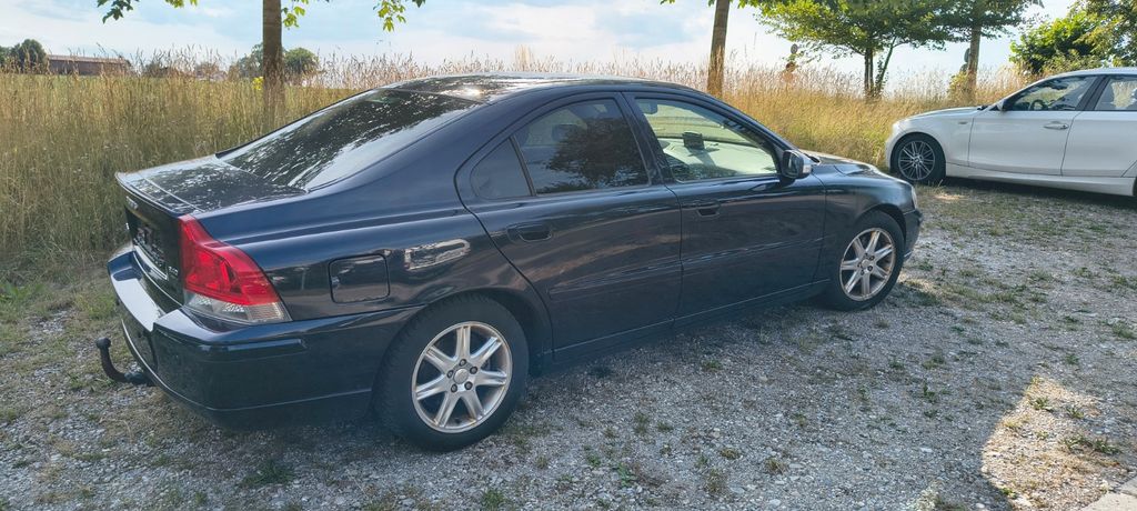 Bild des Angebotes Volvo S60 2.4D Summum 120kW Summum