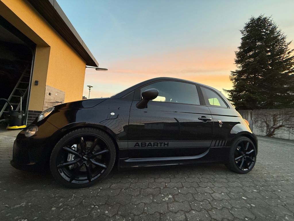 Bild des Angebotes Abarth 595 1.4 T-Jet 16V 595C Competizione Competizione