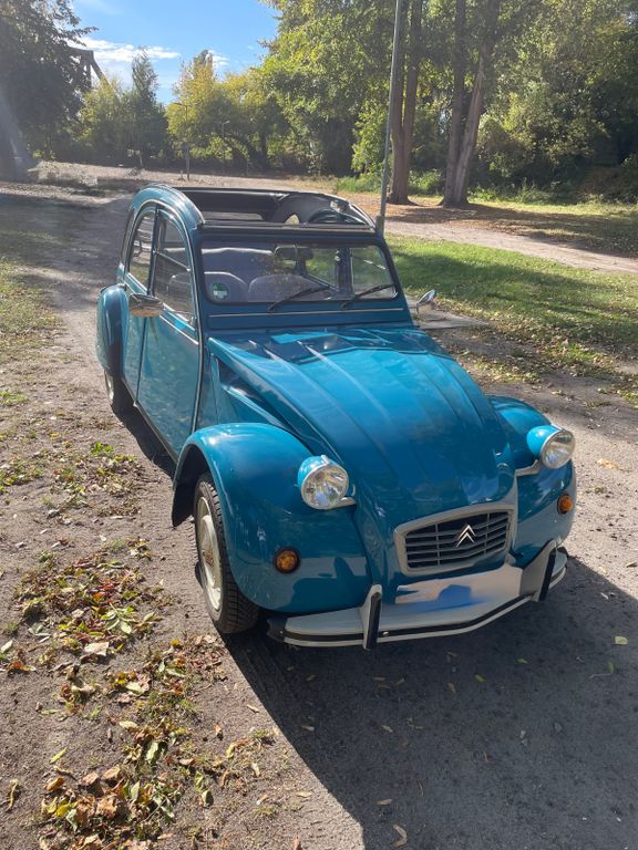 Citroën 2 CV6