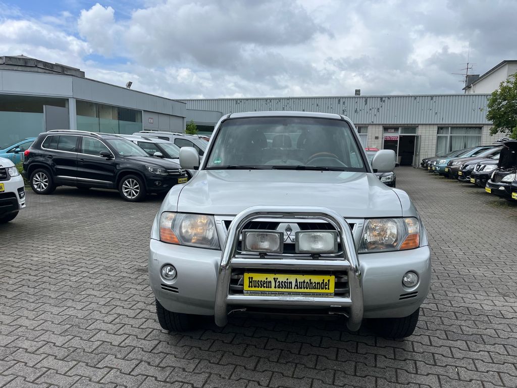 Mitsubishi Pajero 3,2 DI-D Liberty