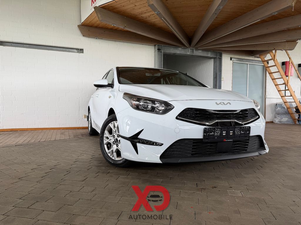 Bild des Angebotes Kia Ceed 1.5 T-GDI Vision *Kamera*Navi*SHZ*LHZ*Carpl