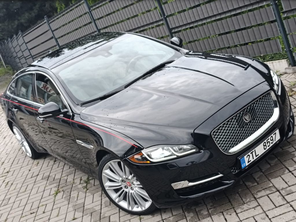 Jaguar XJ Portfolio 3.0 V6 Kompressor AWD Langver.