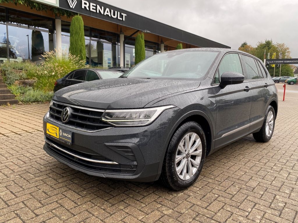 Bild des Angebotes Volkswagen Tiguan Basis Navi LED ACC Apple CarPlay Android