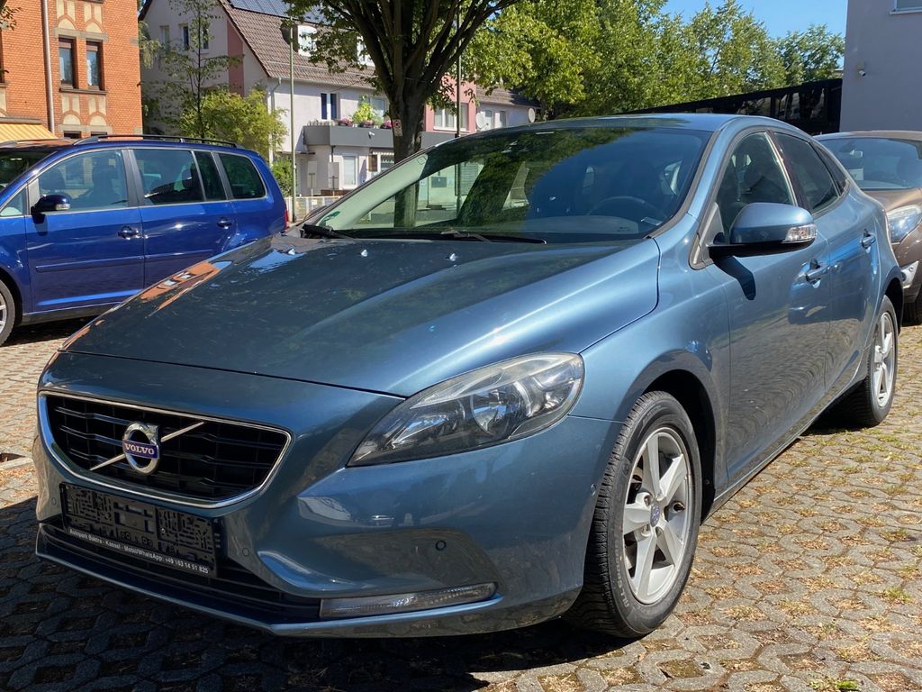 Bild des Angebotes Volvo V40 T4 Kinetic, TÜV bis 05/2028, 4x neue Reifen