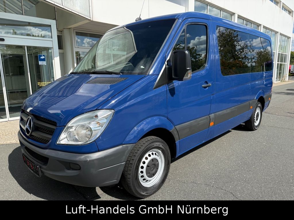 Bild des Angebotes Mercedes-Benz Sprinter II Kombi 215 CDI 2 x Klima 9 Sitzer AHK