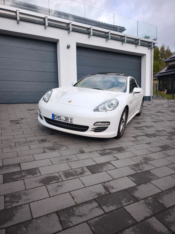 Bild des Angebotes Porsche Panamera -Gepflegt-In Privatbesitz-