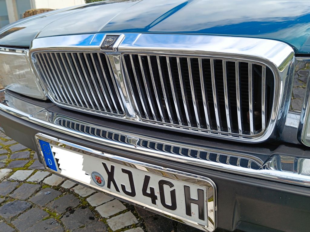 Bild des Angebotes Jaguar XJ40 Sovereign