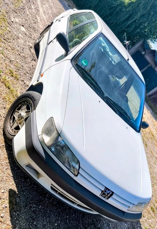 Bild des Angebotes Peugeot 306 1.4 SR SR