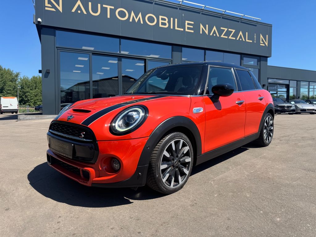 Bild des Angebotes MINI COOPER S *AUT*FACELIFT*5 TÜRIG*LEDER*SOLA ORANGE