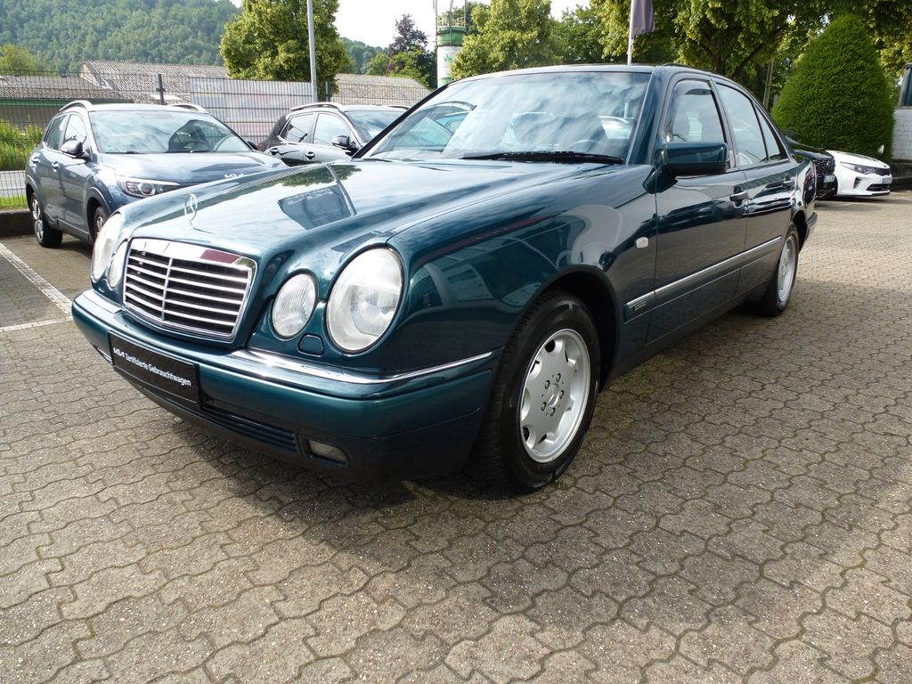 Bild des Angebotes Mercedes-Benz E 230 Elegance