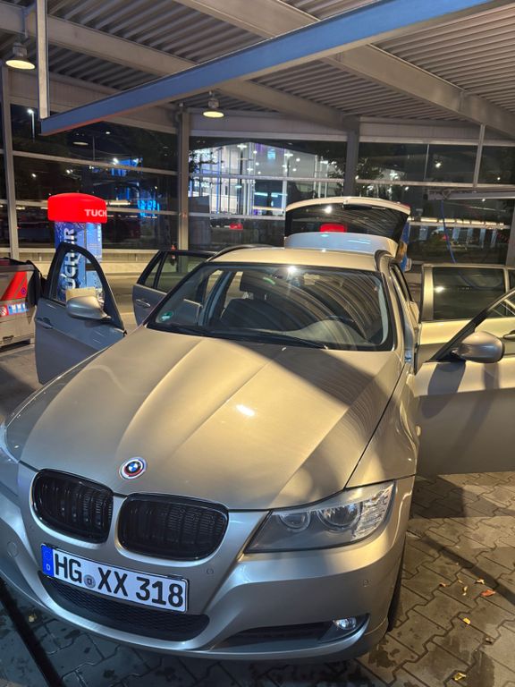 Bild des Angebotes BMW 318d Touring -AUTOMATIK 2.HAND