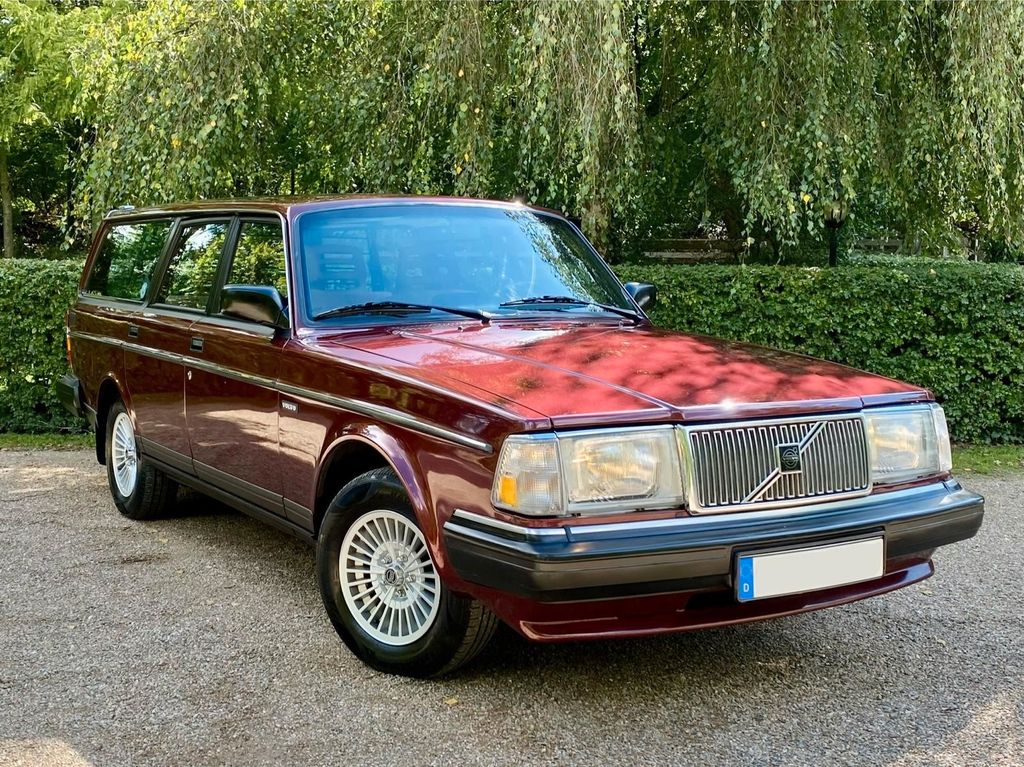 Volvo 240 2.3i US Diplomat - Klima, VOLL & Einzigartig