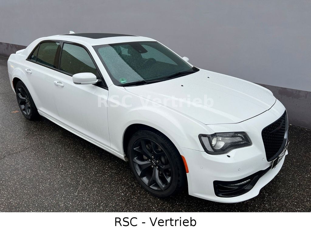 Bild des Angebotes Chrysler 300C/300S*Panorama*Deutsches Fahrzeug seit EZ!
