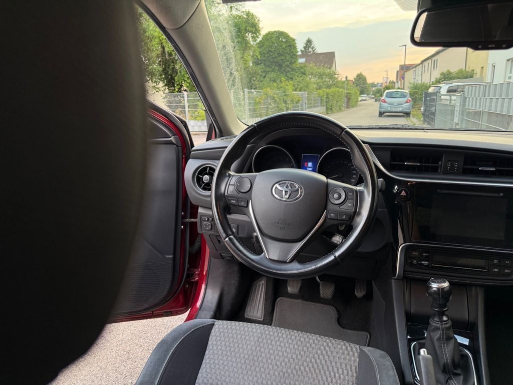 Bild des Angebotes Toyota Auris Edition S+ 1,2l Turbo TÜV neu bis 06/2028
